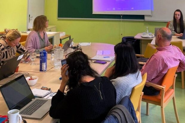 “The greatest joy came from working with partners from different countries. It is wonderful to see how, step by step, you develop something innovative,” says Ana-Maria Tanase (behind the front desk), Senior Researcher of Centre for Promoting Lifelong Learning (CPIP) in Romania. Photo: Simona Tanase.